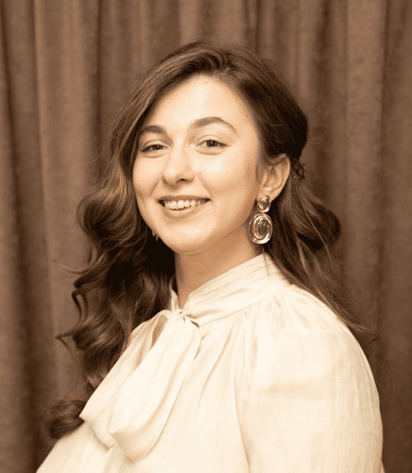 Лілія Мітіна  - 352x454